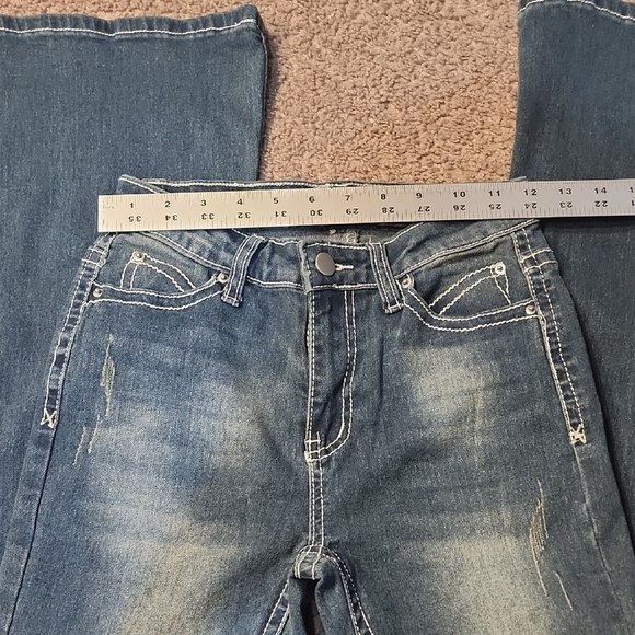 SHEIN Blue Flare Wide Leg Jeans with Distressed Details - Picture 2 of 4